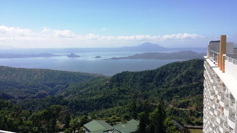 Cityland Tagaytay Taal Lake View City View Free Pool Parking Studios With Balcony Are City View Tagaytay City Екстериор снимка