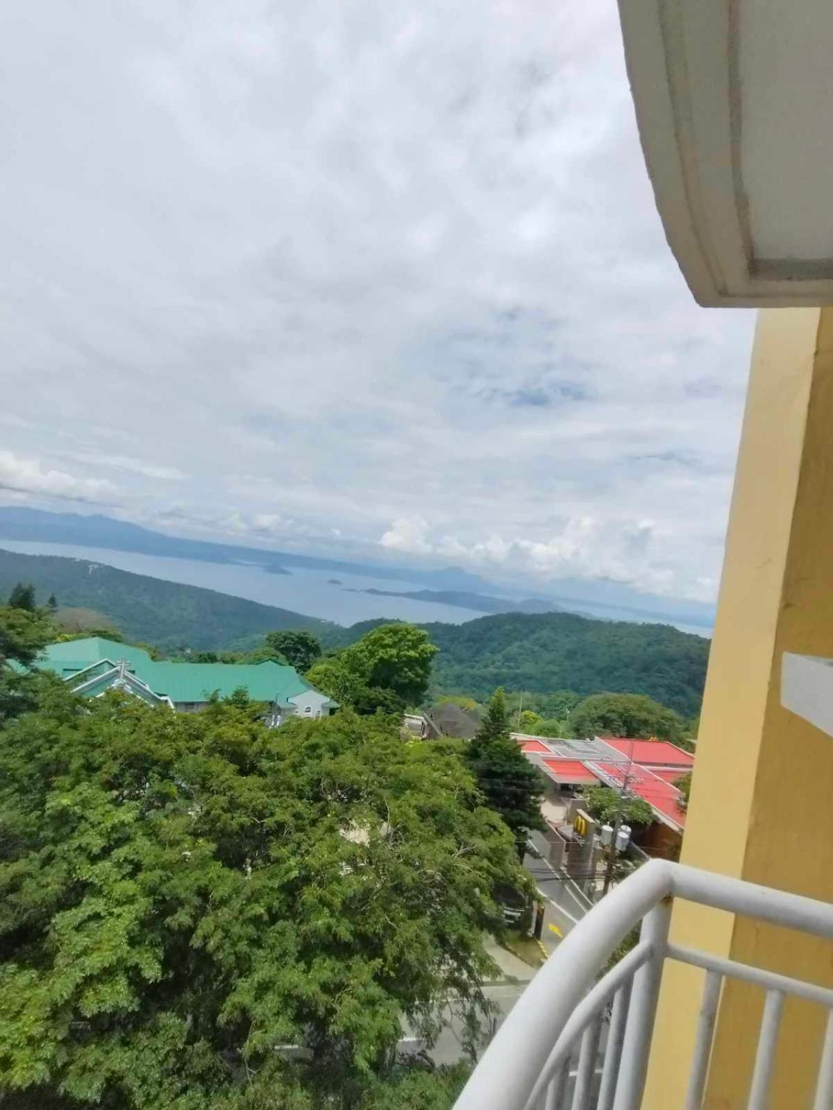 Cityland Tagaytay Taal Lake View City View Free Pool Parking Studios With Balcony Are City View Tagaytay City Екстериор снимка