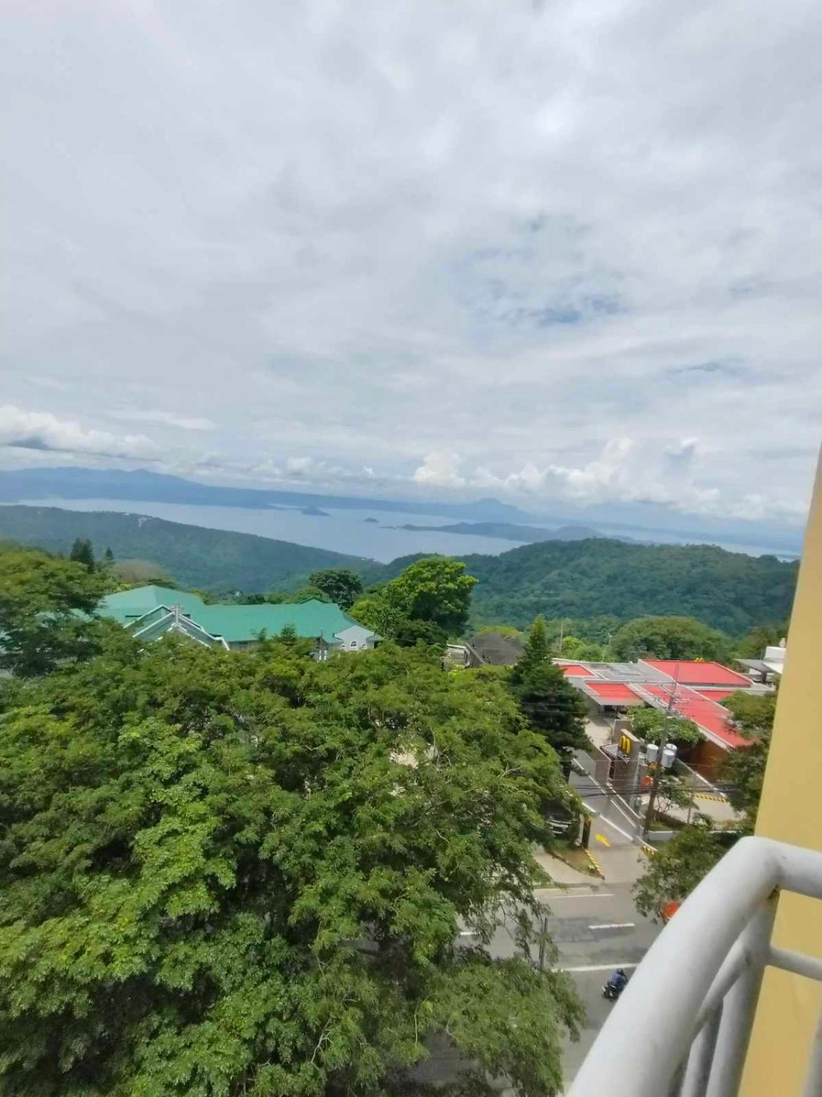 Cityland Tagaytay Taal Lake View City View Free Pool Parking Studios With Balcony Are City View Tagaytay City Екстериор снимка